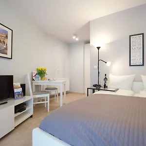 https://krakow-apartments-solna-studio-apartments.krakowhotelspoland.com
